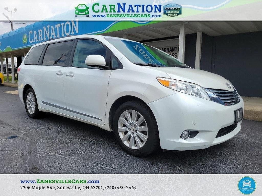 2012 Toyota Sienna Limited image 0