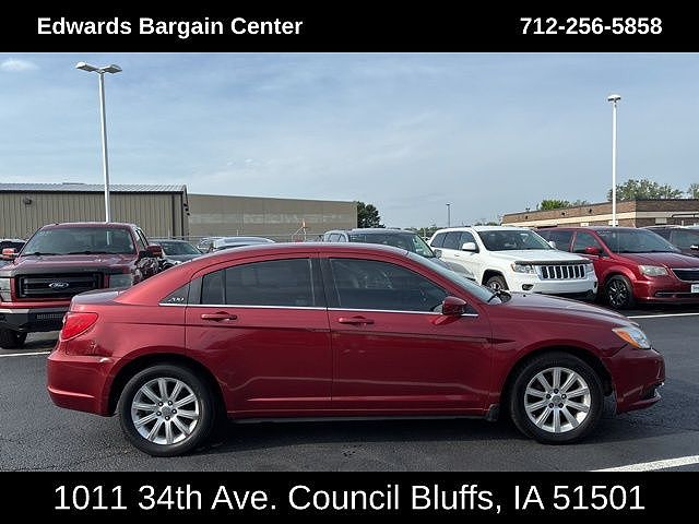2013 Chrysler 200