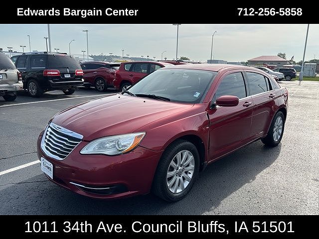 2013 Chrysler 200
