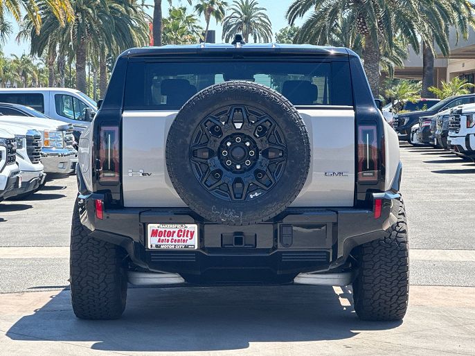 2026 GMC Hummer EV