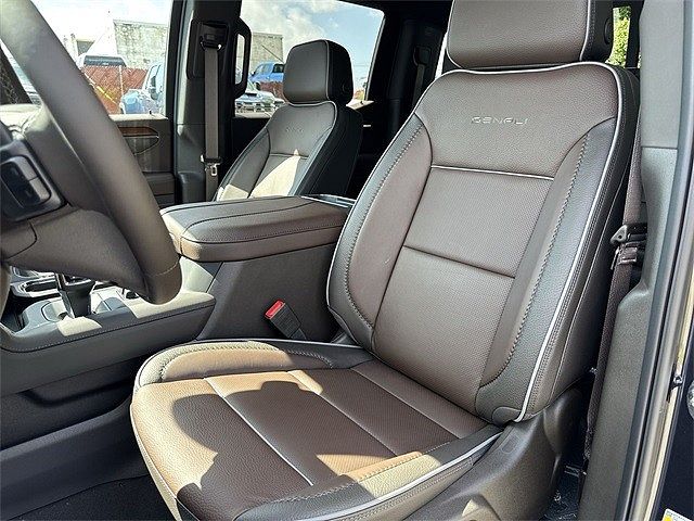 2025 GMC Sierra 1500