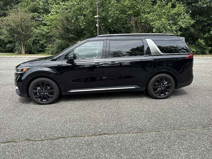 2024 Kia Carnival