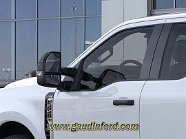 2025 Ford F-250