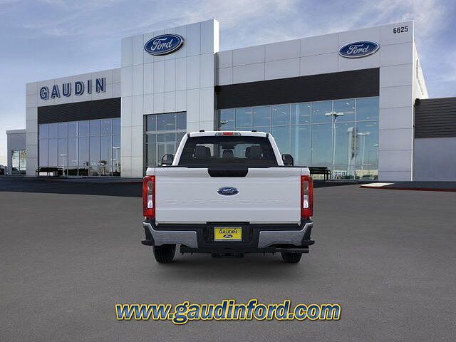 2025 Ford F-250
