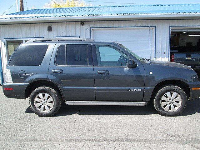 2010 Mercury Mountaineer