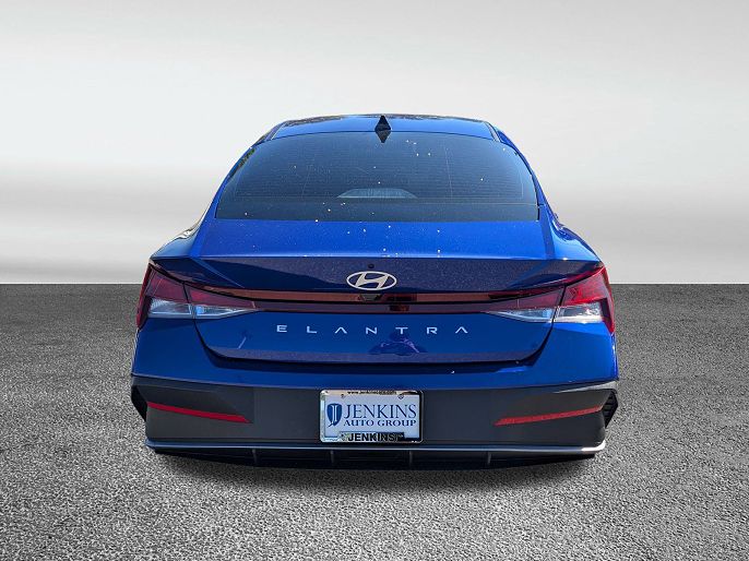 2024 Hyundai Elantra