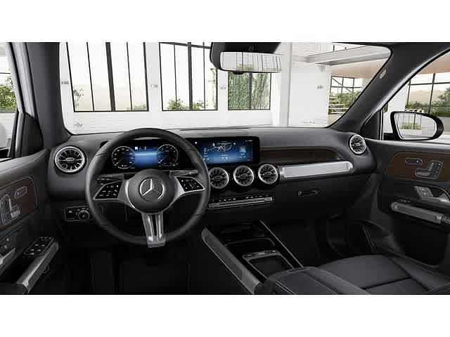 2025 Mercedes-Benz GLB
