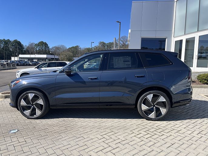 2025 Volvo EX90