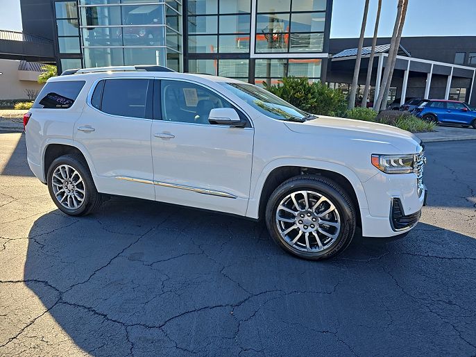 2023 GMC Acadia