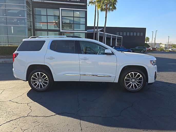2023 GMC Acadia