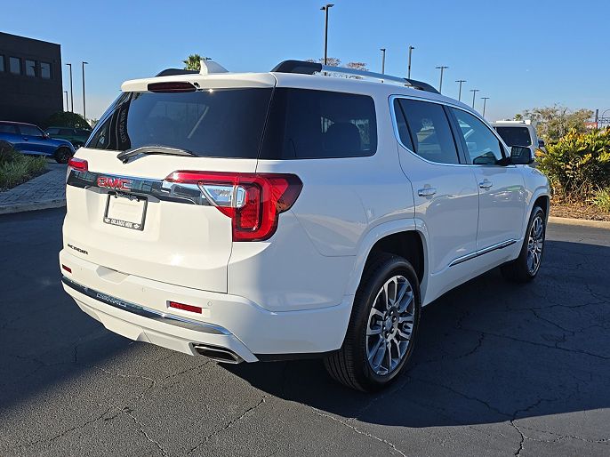 2023 GMC Acadia