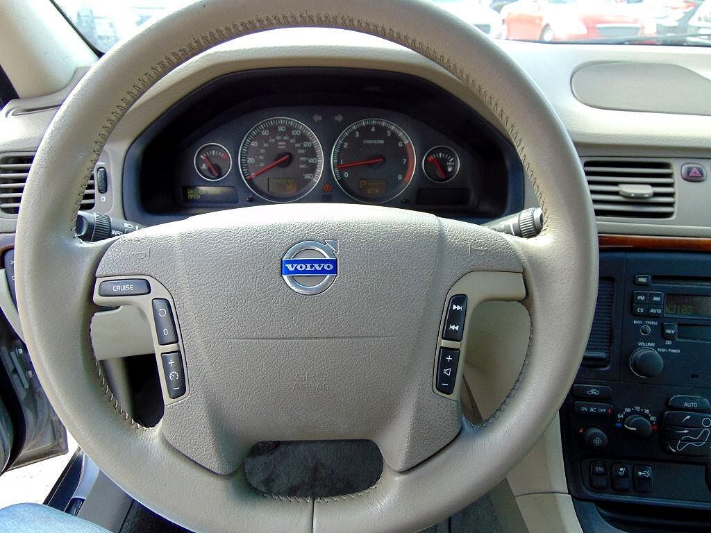 2005 Volvo S80 null image 9