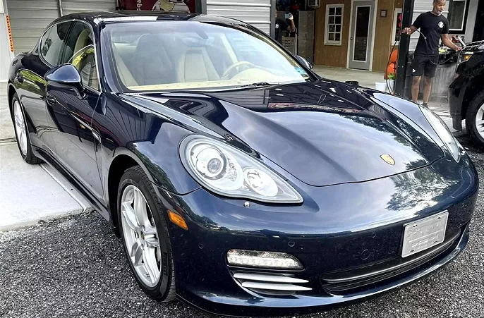 2011 Porsche Panamera