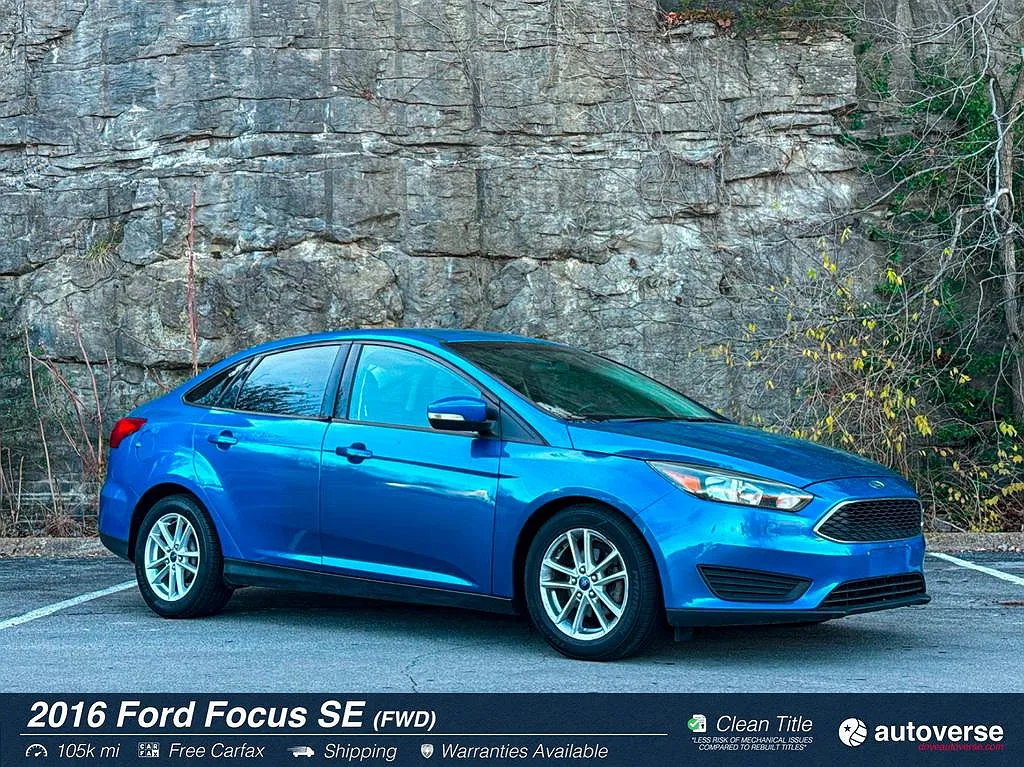 2016 Ford Focus SE image 0