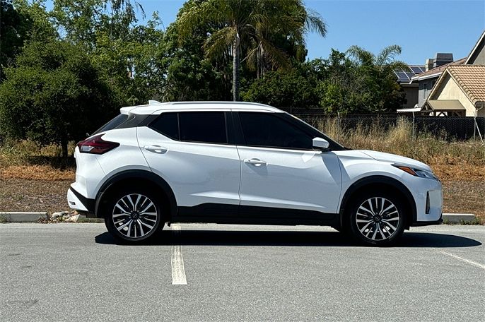 2023 Nissan Kicks