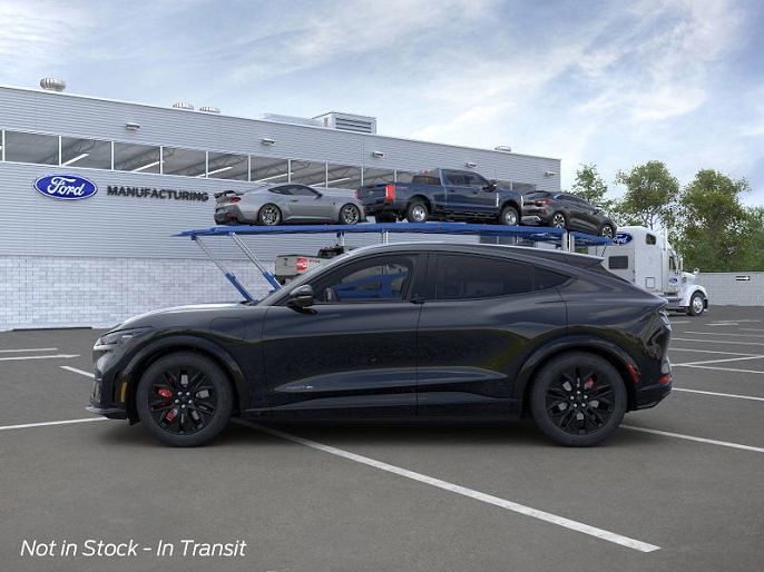 2025 Ford Mustang Mach-E