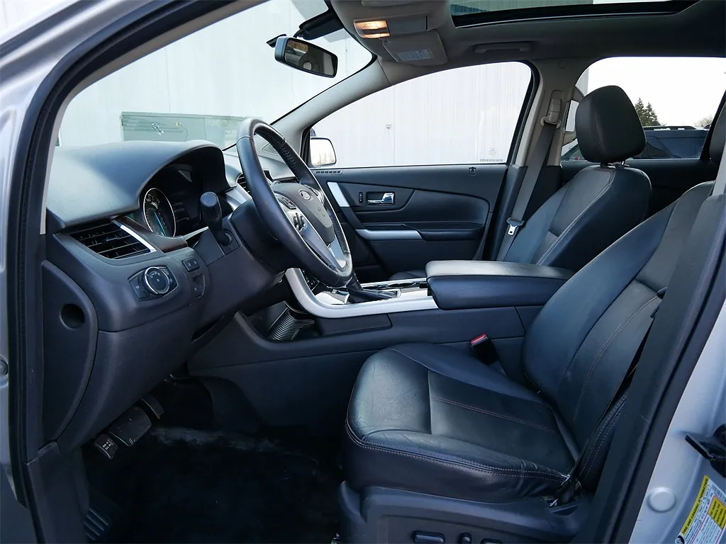 2012 Ford Edge Limited image 5