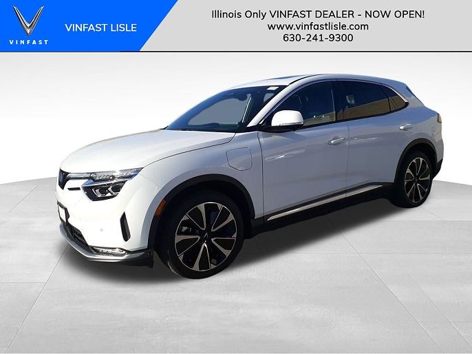 2025 VinFast VF8