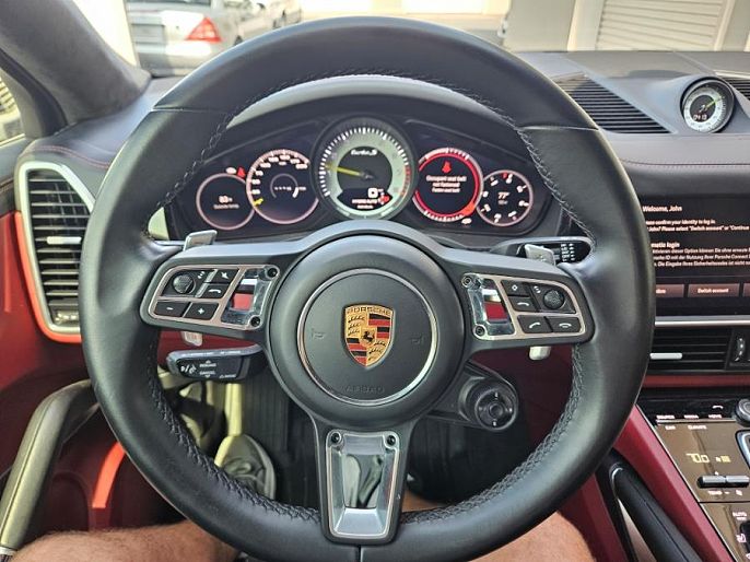 2022 Porsche Cayenne
