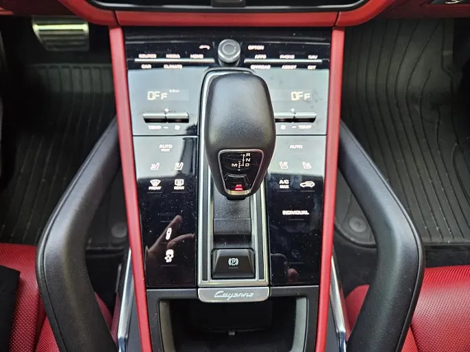 2022 Porsche Cayenne
