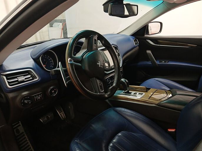 2016 Maserati Ghibli