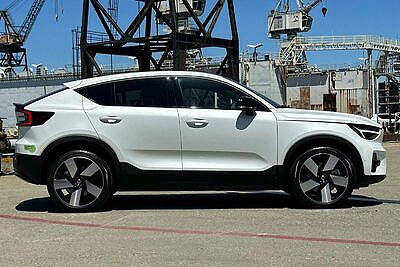 2023 Volvo C40