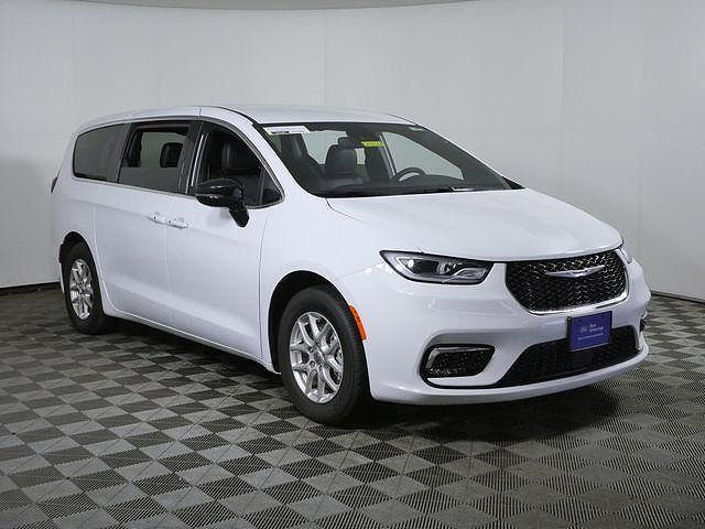 2025 Chrysler Pacifica