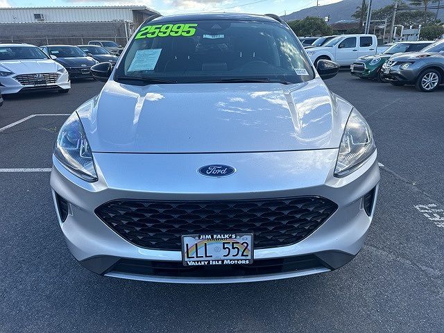 2020 Ford Escape SE image 1