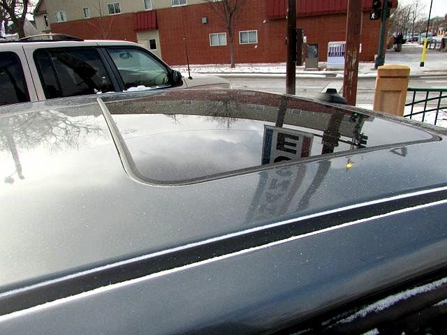 2004 Chevrolet Malibu LT image 9