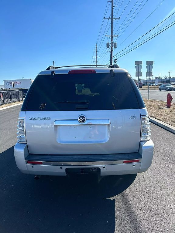 2010 Mercury Mountaineer