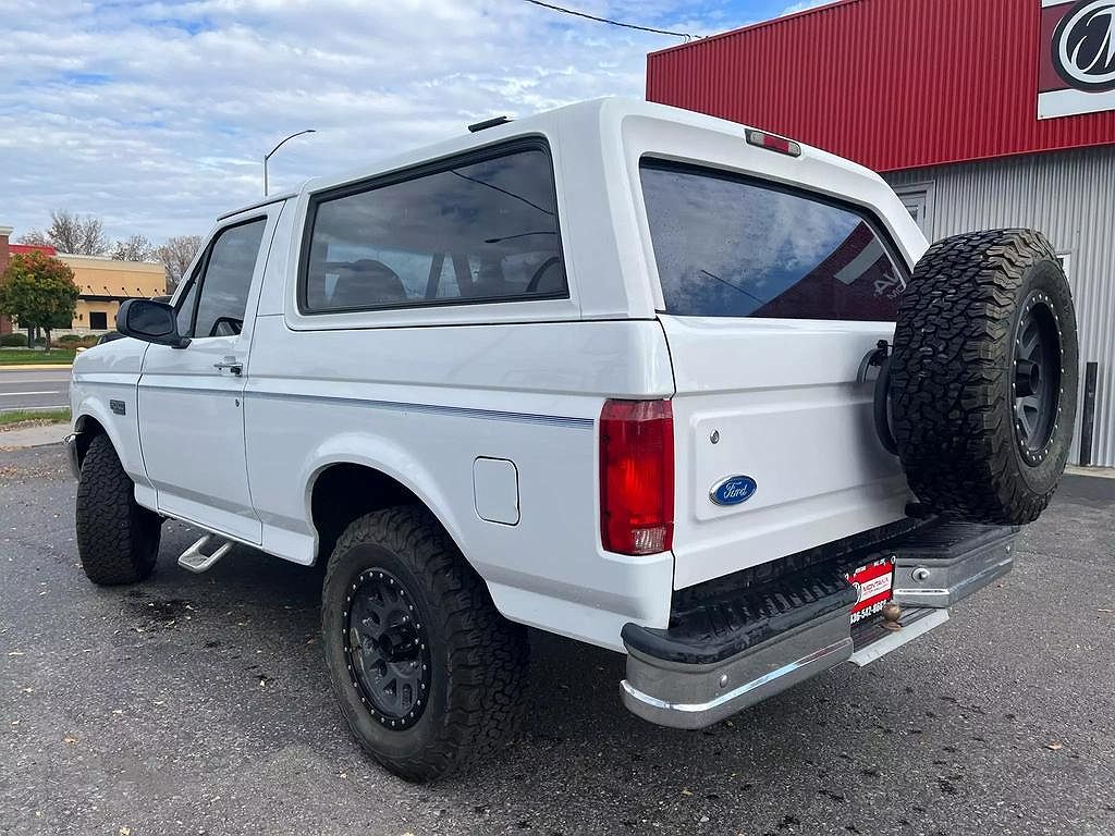 1996 Ford Bronco null image 1