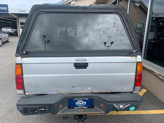 1989 Nissan Pickup