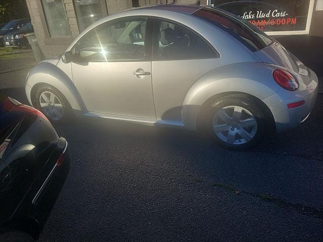 2007 Volkswagen New Beetle null image 0