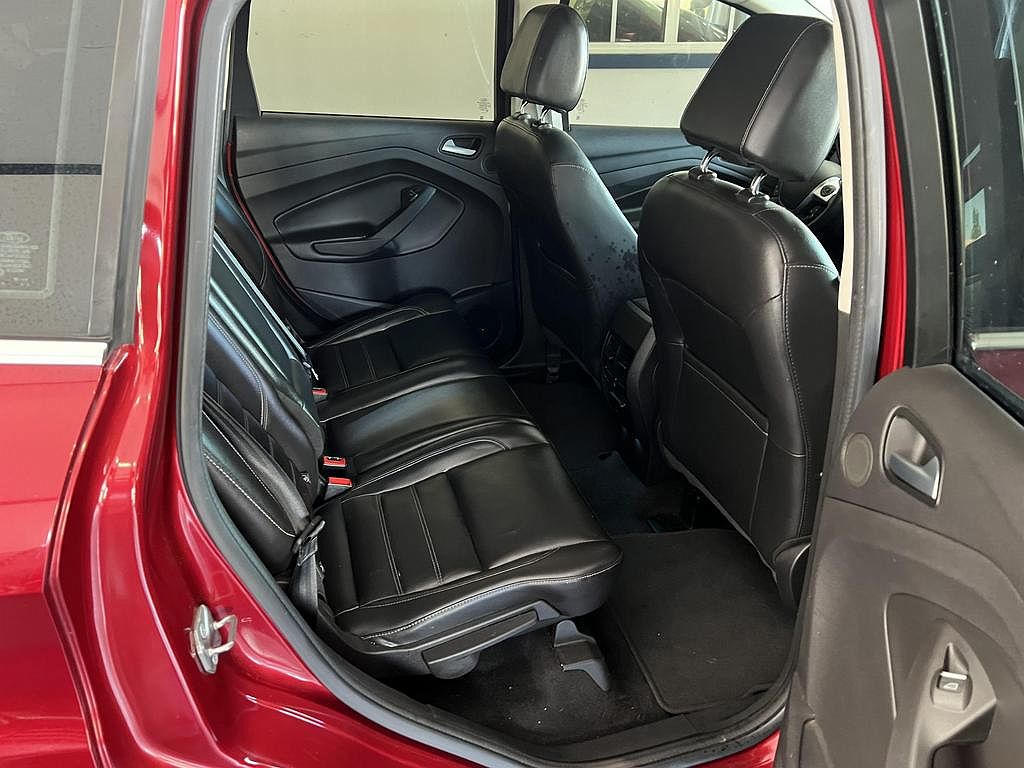 2017 Ford C-Max Titanium image 11