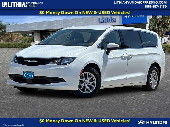2023 Chrysler Voyager