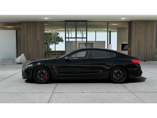 2025 BMW M8