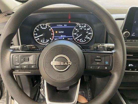 2023 Nissan Rogue SV photo 11