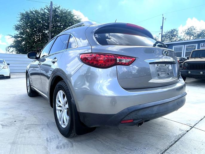 2010 Infiniti FX35
