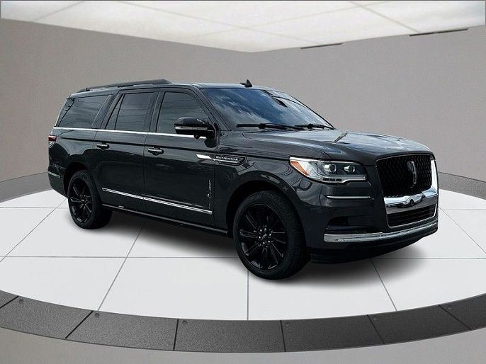 2023 Lincoln Navigator L