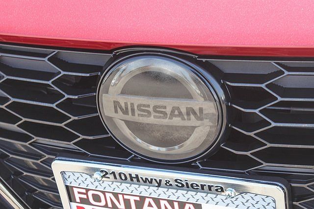 2022 Nissan Sentra SR image 4