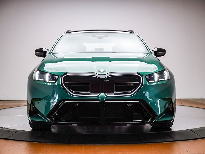 2025 BMW M5