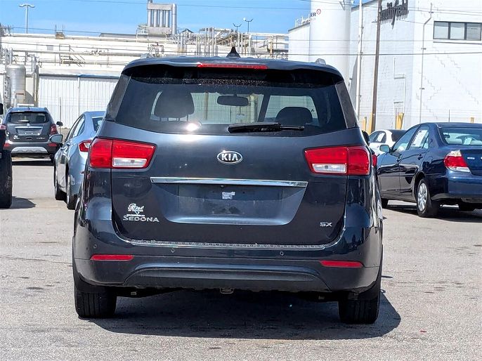 2016 Kia Sedona