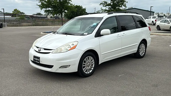 2010 Toyota Sienna