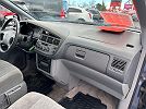2000 Toyota Sienna XLE image 29