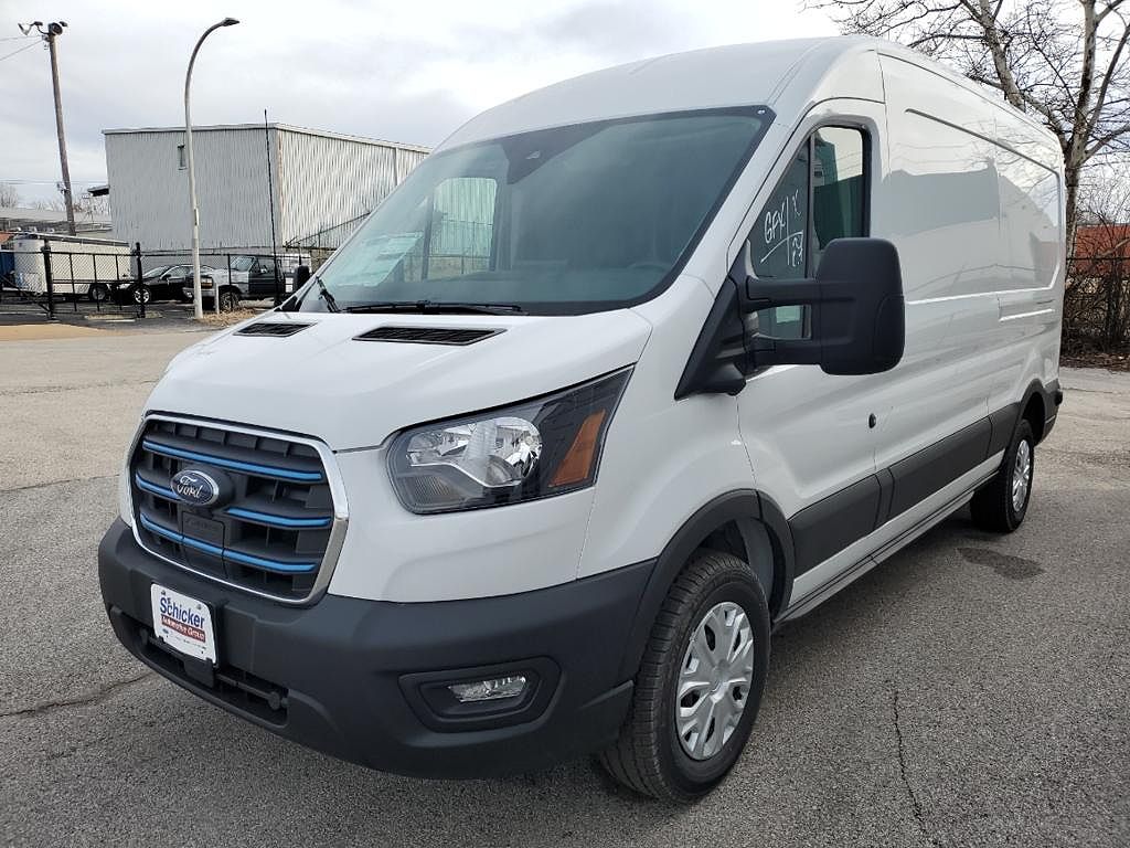 2023 Ford E-Transit null image 3