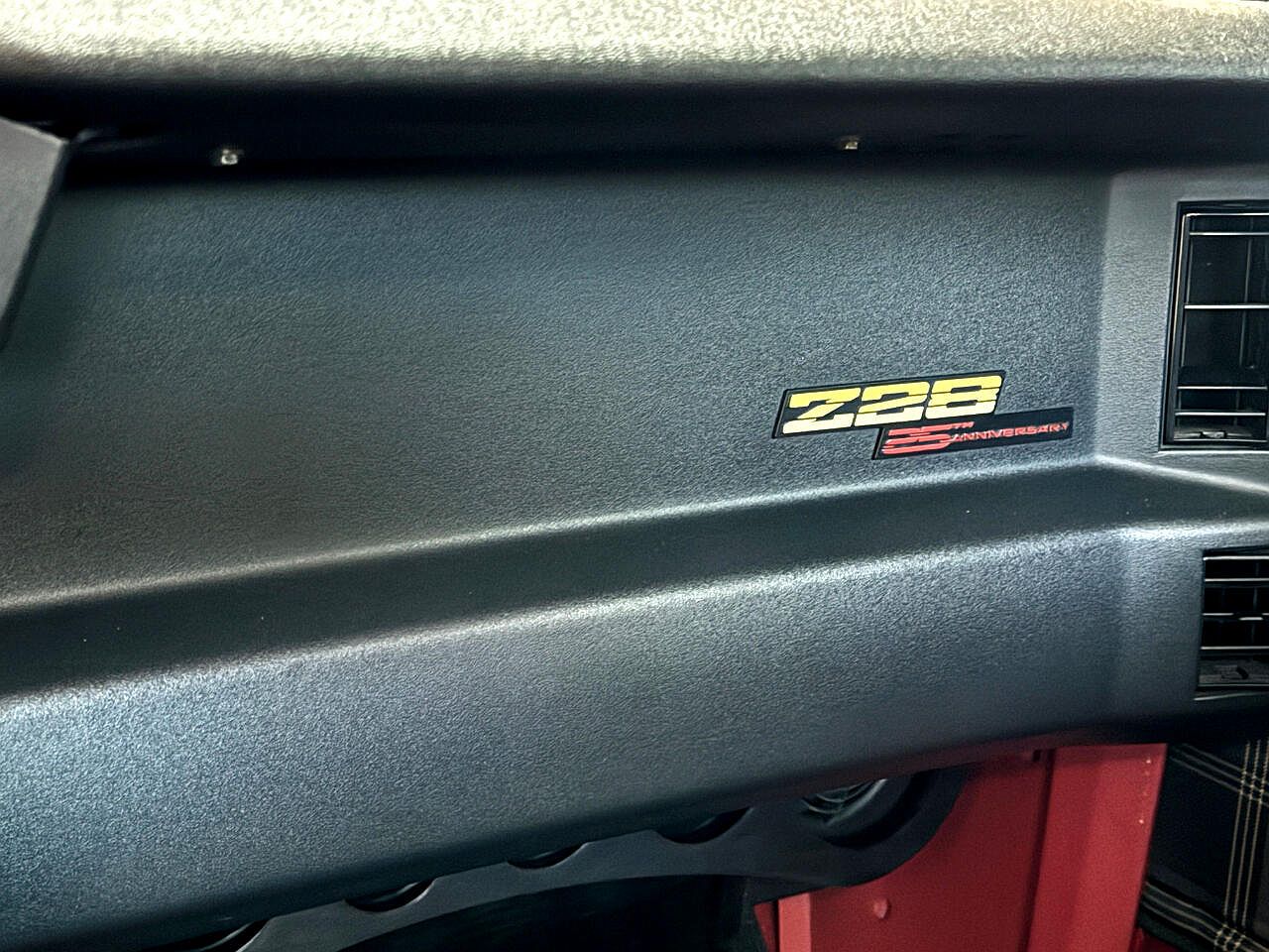 1992 Chevrolet Camaro Z28 image 52
