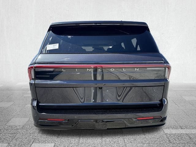 2025 Lincoln Navigator L