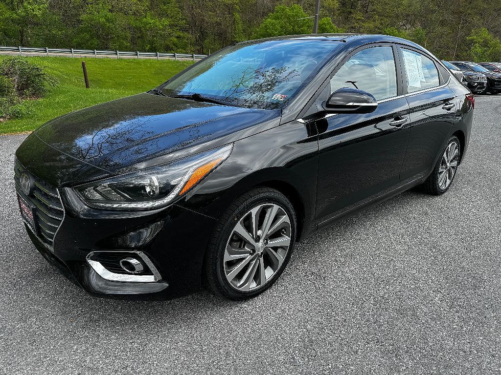 2020 Hyundai Accent Limited Edition image 2