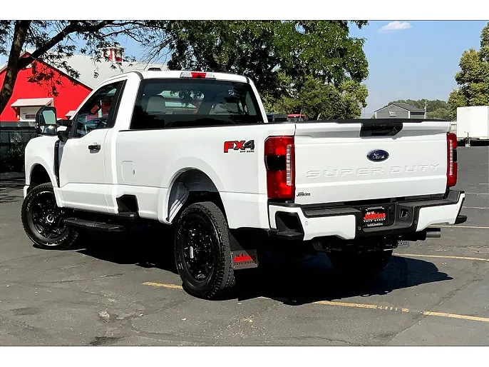 2025 Ford F-350