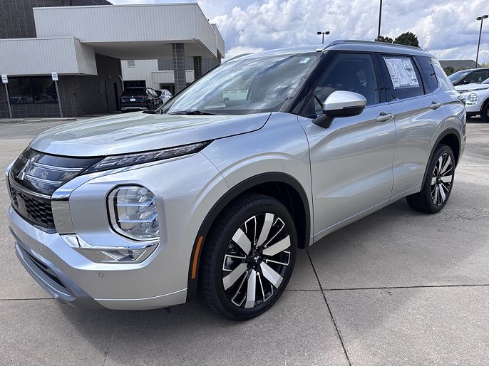 2025 Mitsubishi Outlander